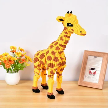 Xizai 8010 Risanka Rumena Žirafa Stojalo Divje Živali, Hišne živali, 3D Model DIY Mini Magic Bloki, Opeke Stavbe Igrača za Otroke, št Polje