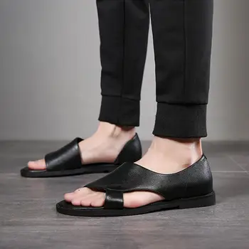 Nova Moda Rimu Sandale Za Moške Usnje Plaži Črni Sandali Moški Poletni Čevlji Udobno Gladiator Moški Sandali Prodajani