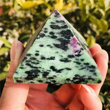 Naravni quartz crystal rdeča, zelena, zaklad kristalno piramido zdravljenje