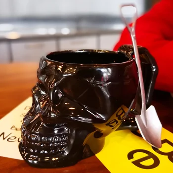 Črni 3D Ustvarjalne Lobanje Vrč iz Keramike Vrč Kave Piti Veliko Vode Pokal za Moške Halloween Darilo 420ml okostje vrč smešno skodelice CL11291