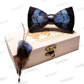 KAMBERFT 67 slog Novo obliko Naravnega Pero Lok kravato Lepe Ročno izdelane Mens BowTie Broška Pin Lesene Gift Box Set za Poroko