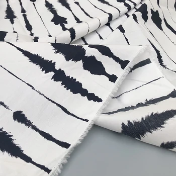 Bombaž Evropske in Ameriške blagovne znamke jesen in zimo, črnilo in belo črtasto vzorec natisnjene oblačila tkanine 145*50 cm